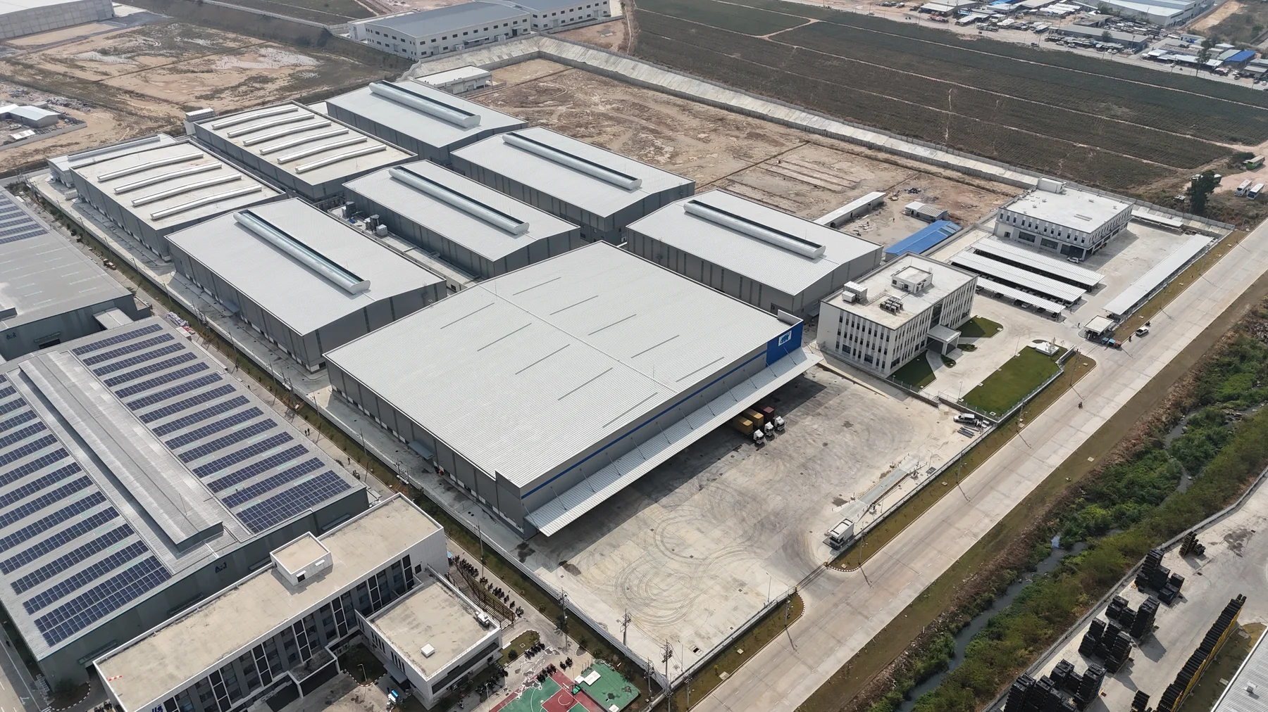 鹏威 PPI 工厂实景航拍